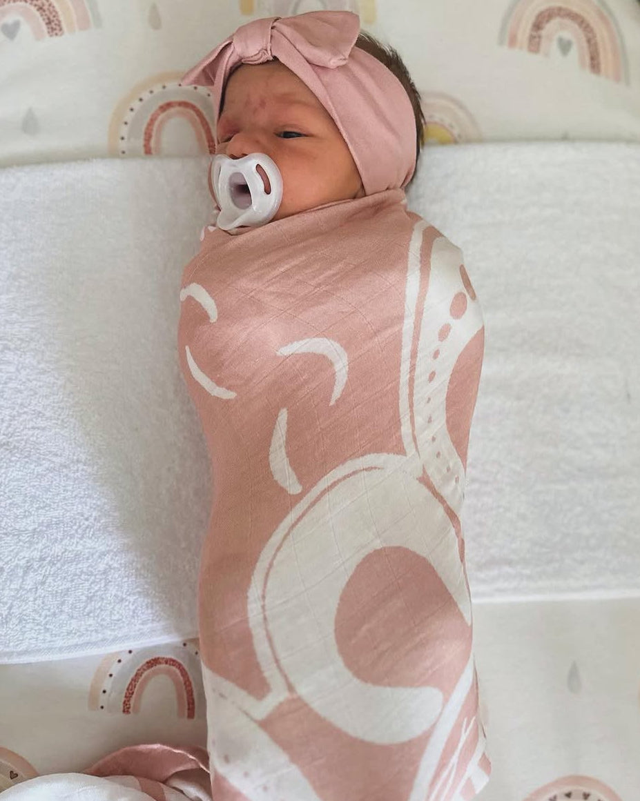 Gaayinggal bulanggl (baby blankets) Collection.